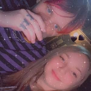 Meet your Posher, Dustin